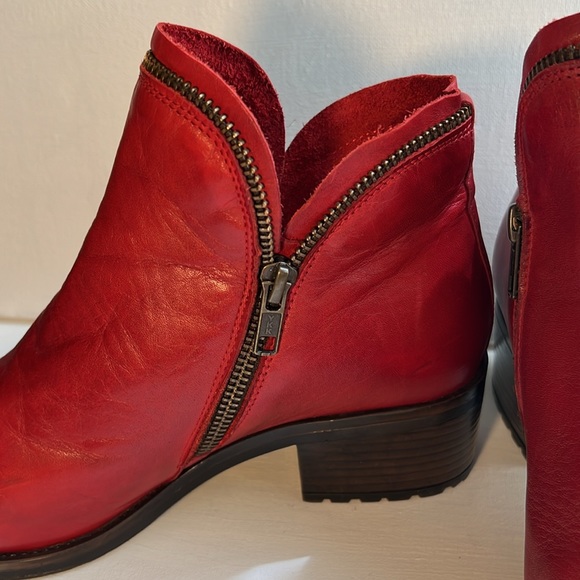 NWOB Miz Mooz Jet Womens Red Leather Zipper Ankle & Booties Boots - Picture 7 of 14
